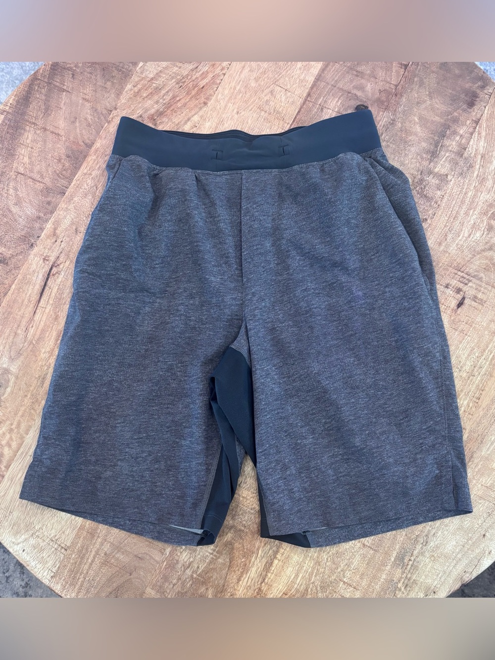 Lululemon T.H.E. Training Shorts Men’s XS Gray